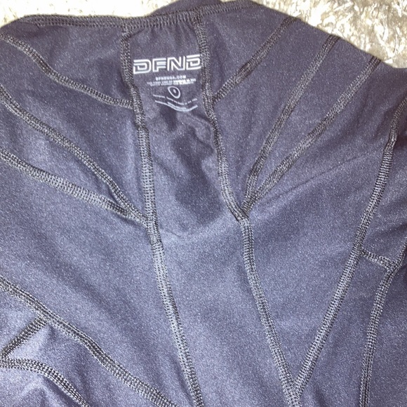 Compression zip shirt - Picture 9 of 9